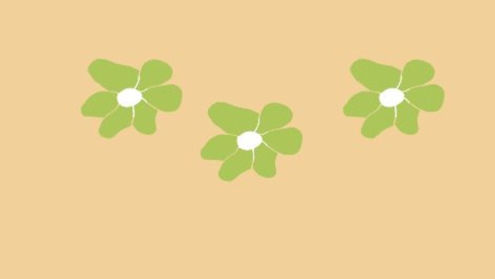 Tre enkle grønne shamrock-symboler med hvide centre på en lysegul baggrund.