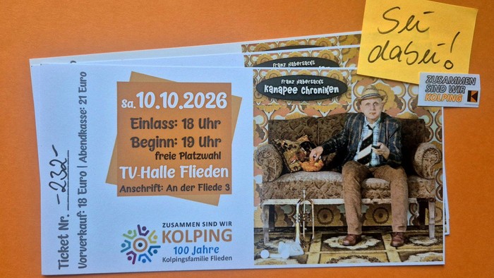 Eintrittskarte für die Comedy-Show „Käseabend“ in der TV Halle Flieden am 10. Oktober 2026 mit handschriftlicher Notiz.