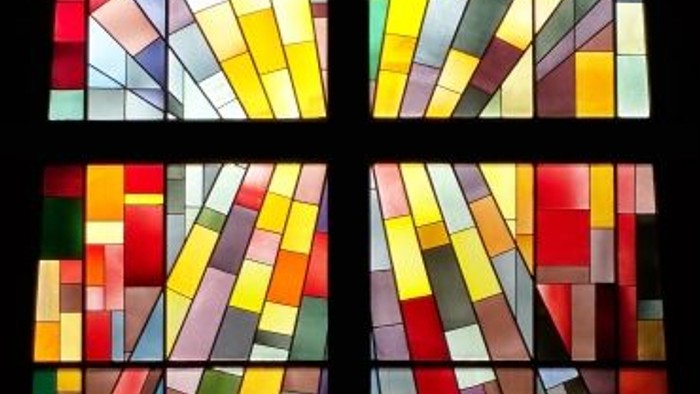 Symbolbild-Fenster-Himmelfahrtkirche