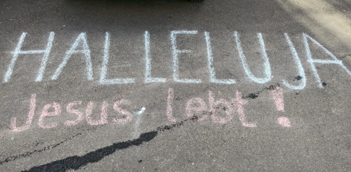 9261_halleluja_jesus_lebt_by_peter_weidemann_pfarrbriefservice.jpg