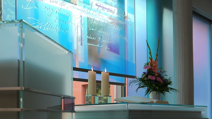 DSH Glaswand mit Spruch aus Ps. 16,8bff