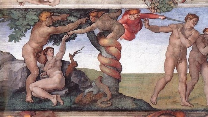 en slange om et træ, to mennesker løber væk