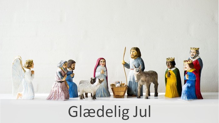 En glædelig jul med julefigurer