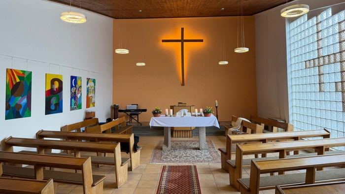 Innenraum der evangelischen Christuskirche Hollabrunn