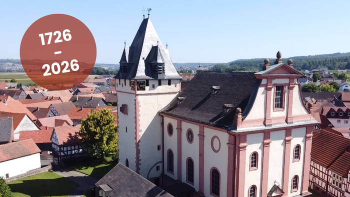 Festplakat zum 300-jährigen Jubiläum der Kirche Mardorf mit geplanten Kirchenveranstaltungen und Gottesdiensten.