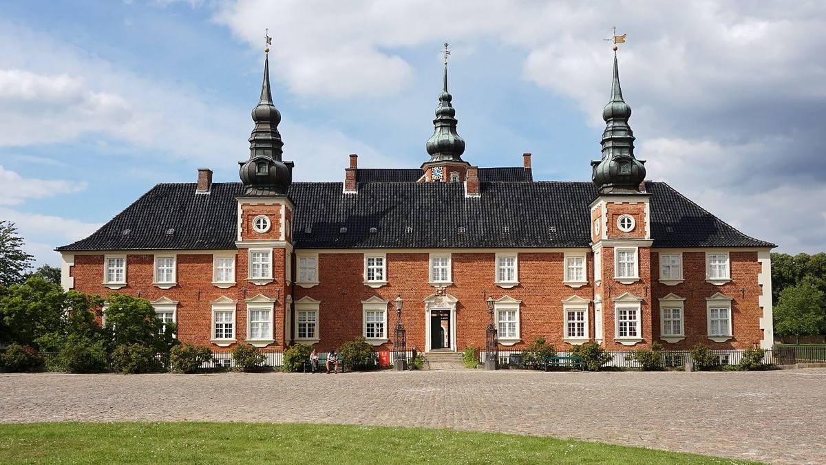 Korsvejstræf: om Frederik d. 7 og grevinde Danner
