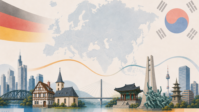 Grafische Illustration einer deutsch-koreanischen Partnerschaft. Vor einer stilisierten Weltkarte sind links Elemente der Rhein-Main-Region mit Skyline, Fachwerkhaus, Kirche und Brücke dargestellt, rechts südkoreanische Wahrzeichen mit Pavillon, Pagode, m