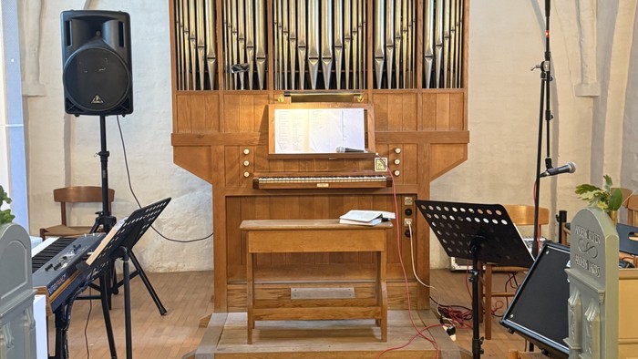 Stemningsbillede fra musikken til Musik og ord i Ishøj Kirke