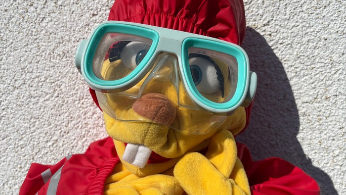 Charlotte mit Taucherbrille