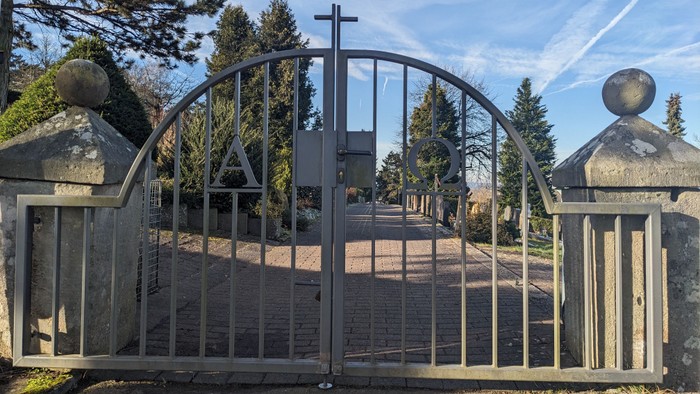 Florenberg Eingangstor zum Fiedhof