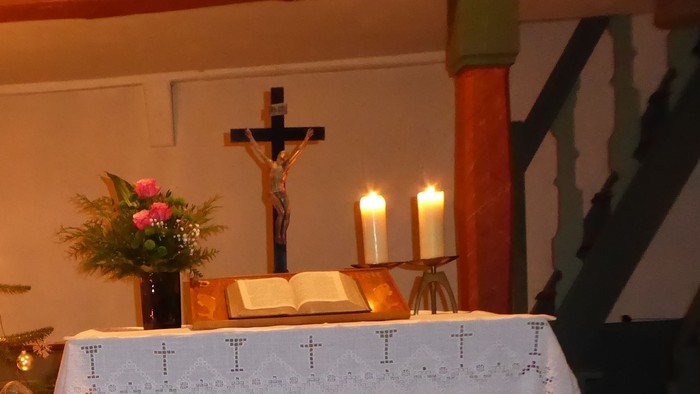 Ev Kirche Klein-Eichen an Weihnachten