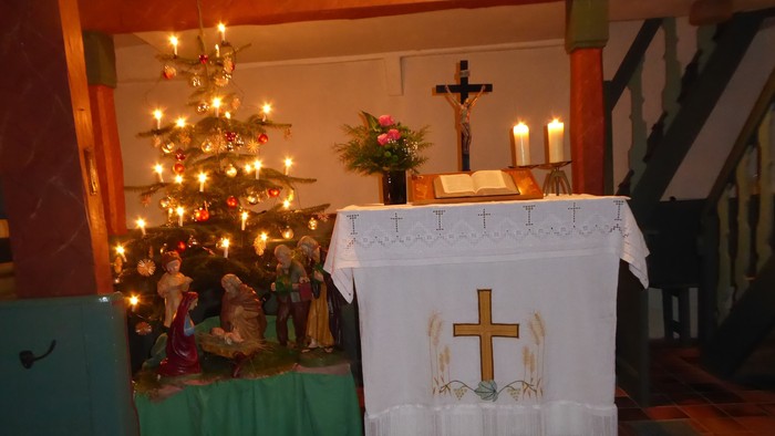 Ev Kirche Klein-Eichen an Weihnachten