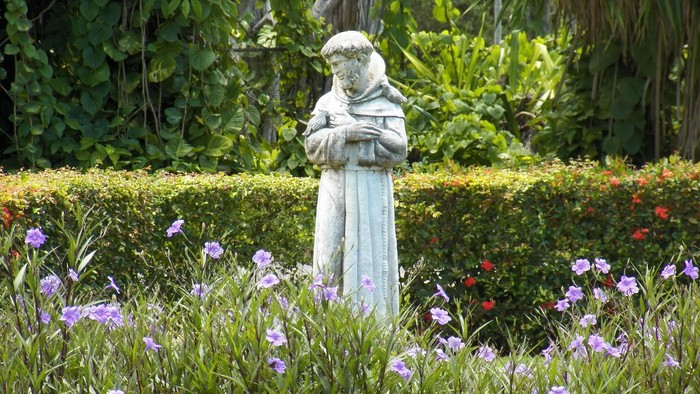 Statue in einem Park