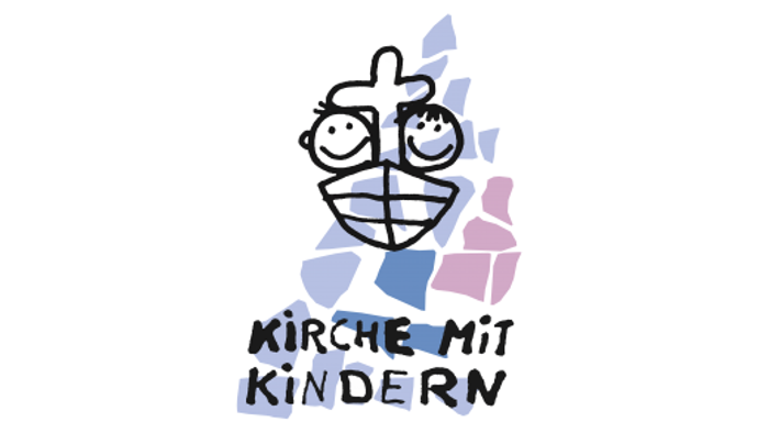 Ein farbenfrohes Logo für „Kirche mit Kindern“ mit einem lächelnden Gesicht, kirchlichen Elementen und Text.