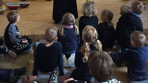 Kollund Kirke, Familiegudstjeneste v/Solvejg Dam-Hein