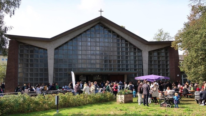 Erntedankfest in und an der Klarenbachkirche