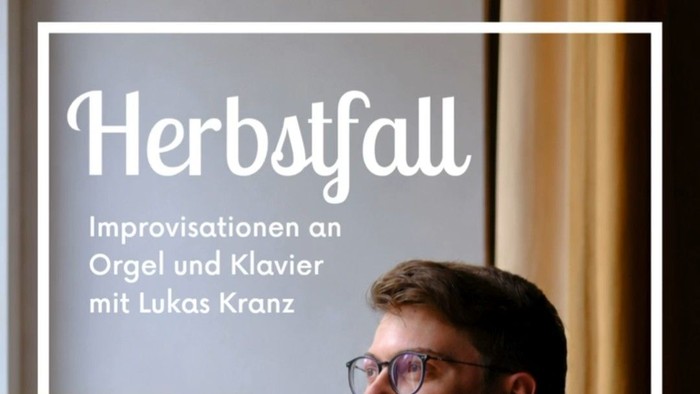 Auf dem Plakat ist auf der rechten Seite der Organist Lukas Kranz zu sehen. Auf der linken Seite sind die Termine der Orgelkonzerte.