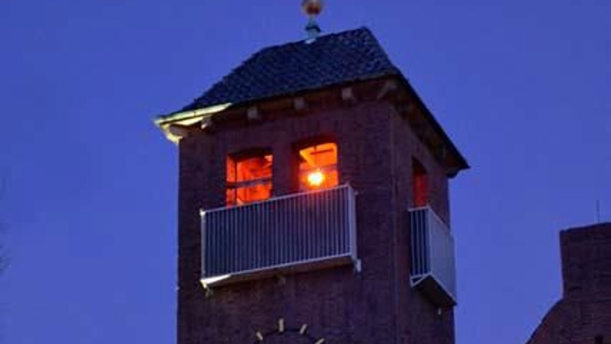 2 G Gottesdienst zur Heiligen Nacht, gestaltet von den Jugendlichen und der Jugendband.