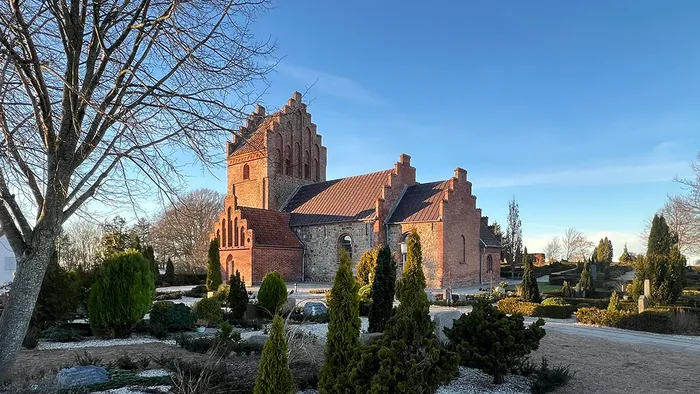 Blistrup Kirke om vinteren