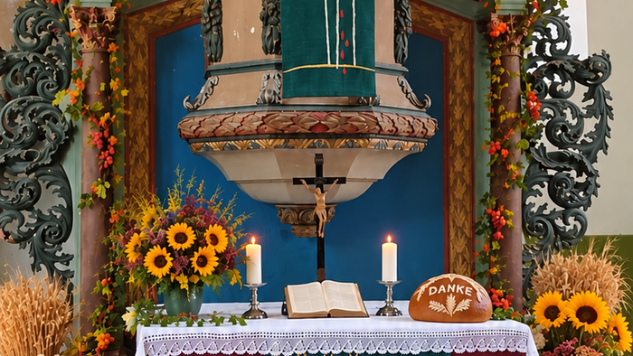 Erntedank-Altar in Granzow