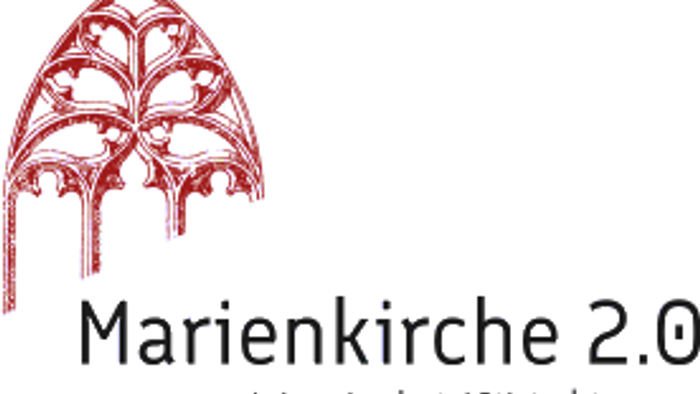 Modernes Logo mit einer stilisierten Baumstruktur und dem Schriftzug „Marienkirche 2.0“ sowie beschreibendem deutschen Text darunter.