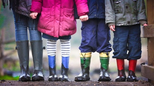 Kindergottesdienst - "Die Kleider der Bäume"