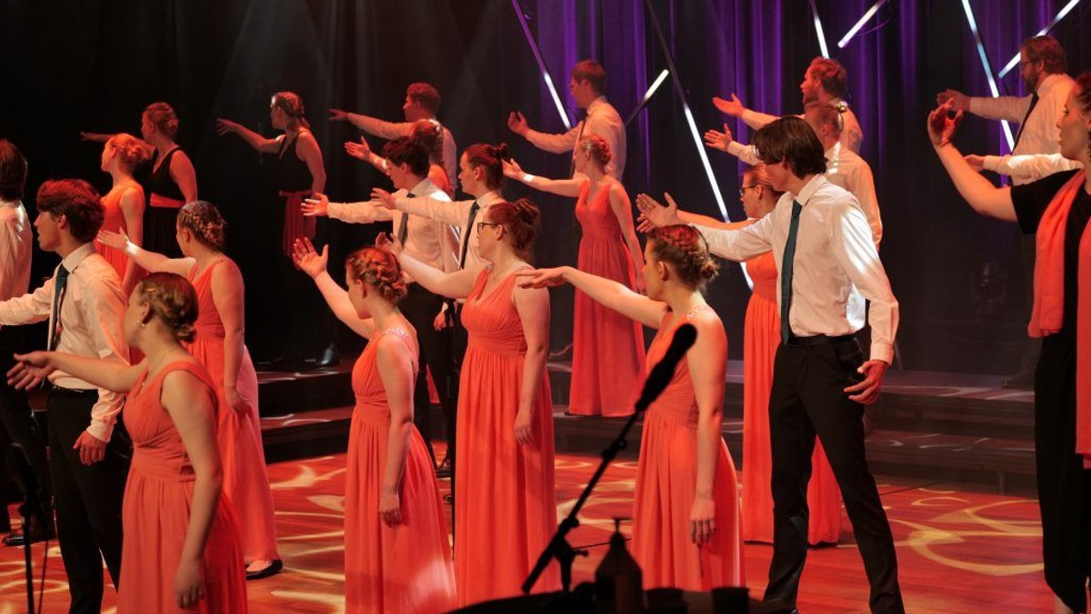 Højmesse v/Susanne Møller Olsen - Defrost Youth Choir medvirker