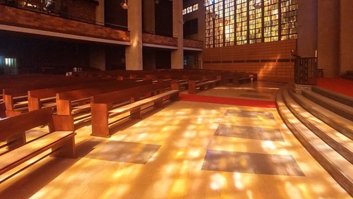 Gottesdienst mit Vorstellung der neuen Konfirmanden und Livemusik