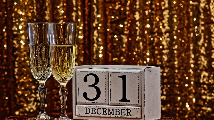 To glase med vin og dato 31 december