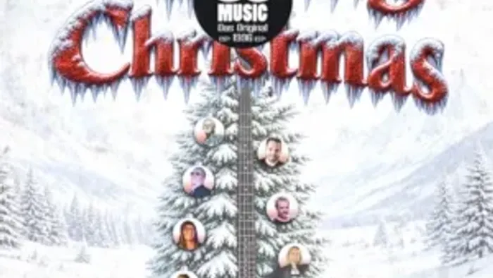 „Rocking Go Music Weihnachtsalbum-Cover mit einem gitarrenförmigen Baum und Weihnachtsmusik-Künstlern.“