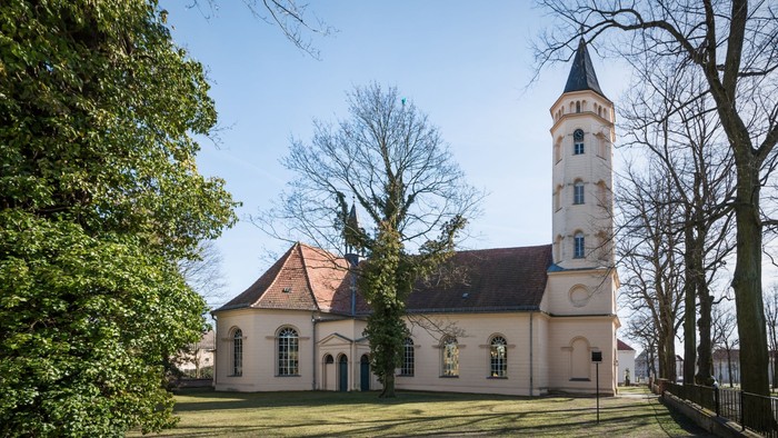 Kreuzkirche Königs Wusterhausen von außen