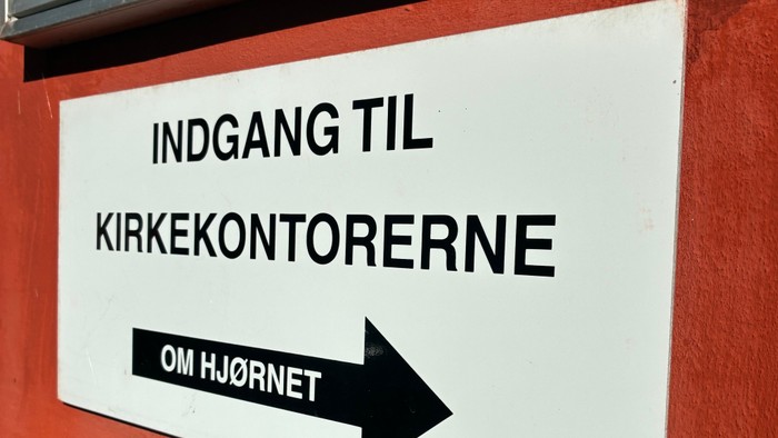 Billede af kirkekontoret 