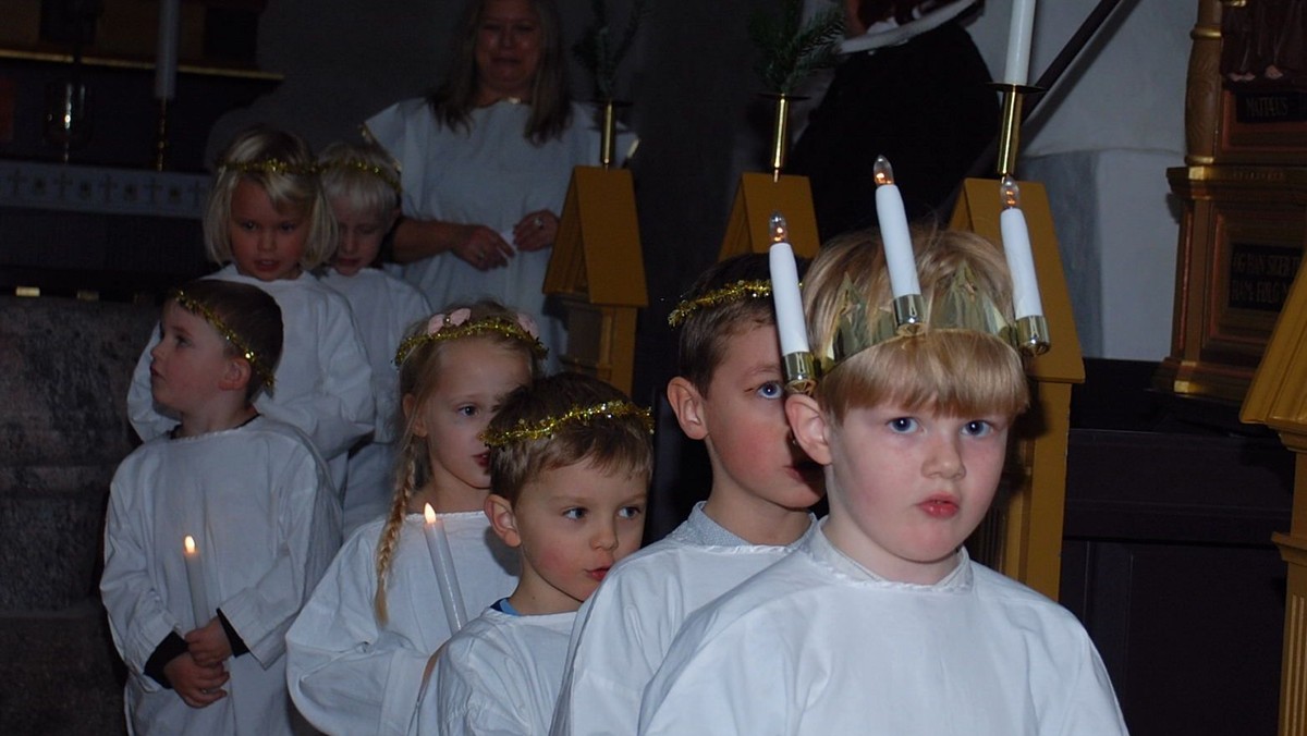 Jul i Føns Kirke med Søstjernen