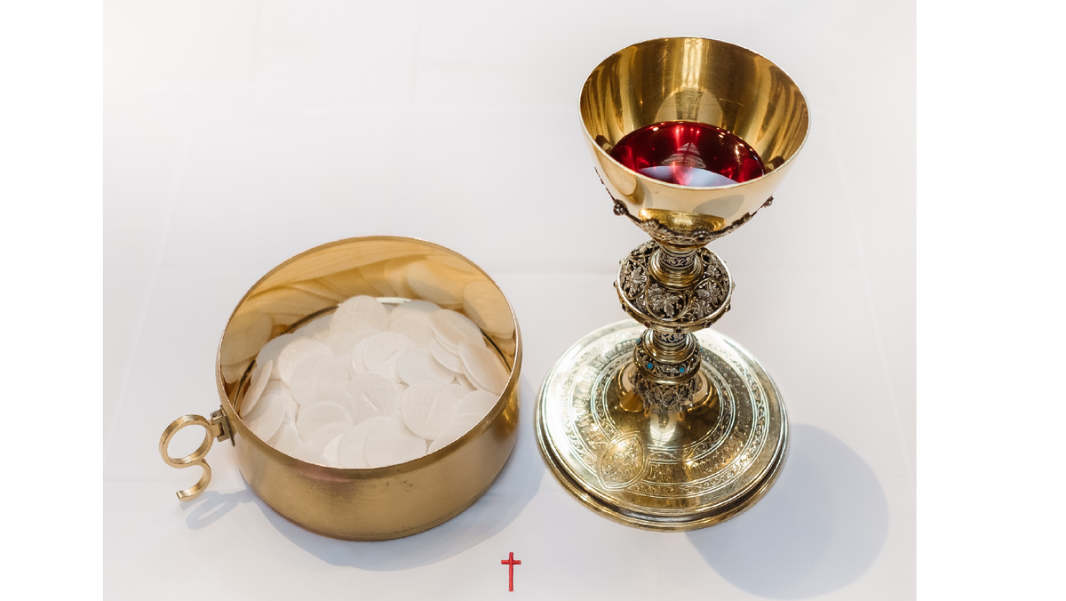 Eucharist - Facebook broadcast in place of public worship