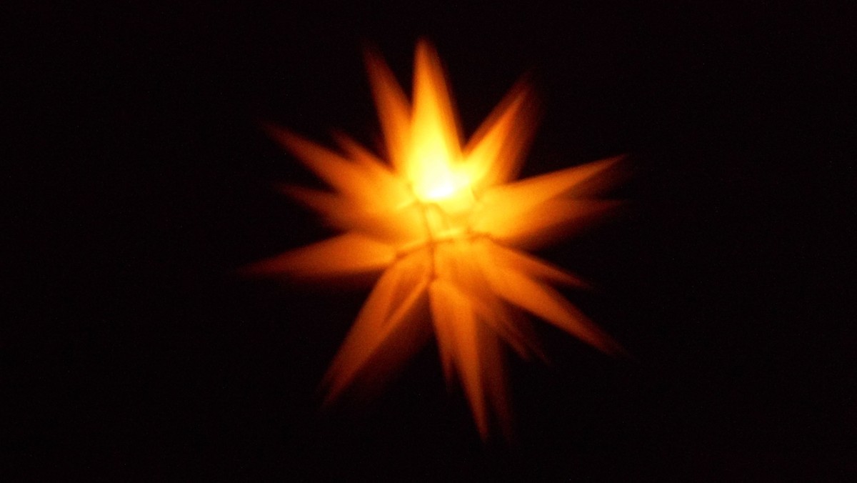 Gottesdienst "Light of the World" draußen