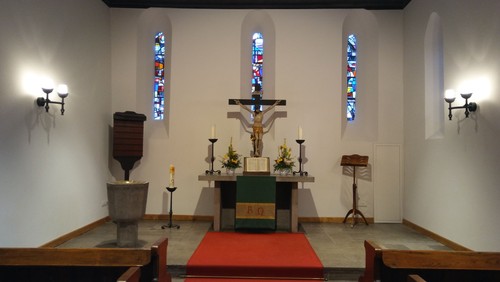 Alt-Schmargendorf: Gottesdienst in der Dorfkirche