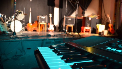 !! FÄLLT AUS !! Kirchenband "Lichtspiel"