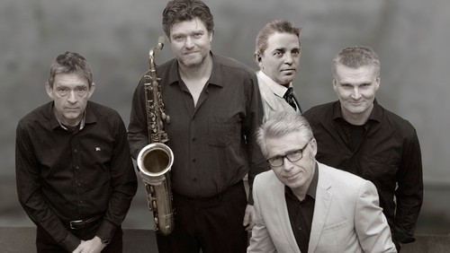 Carl i kirken - Koncert med Karsten Holm og band