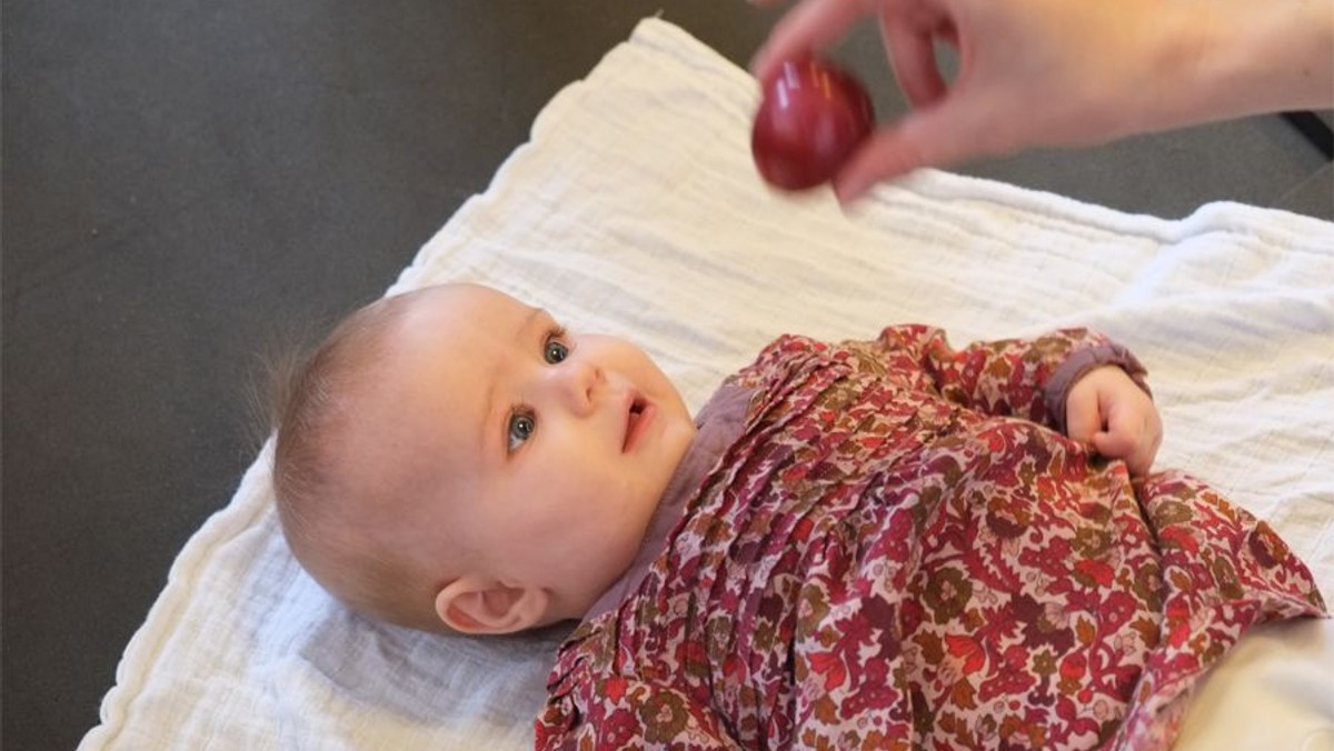 Babysalmesang på Kirkeskibet 2450 - to hold