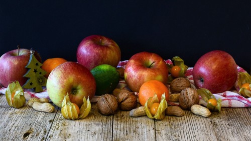 Von reifen Früchten & harten Nüssen – Erntedank-Pilgern in Berlin Mitte
