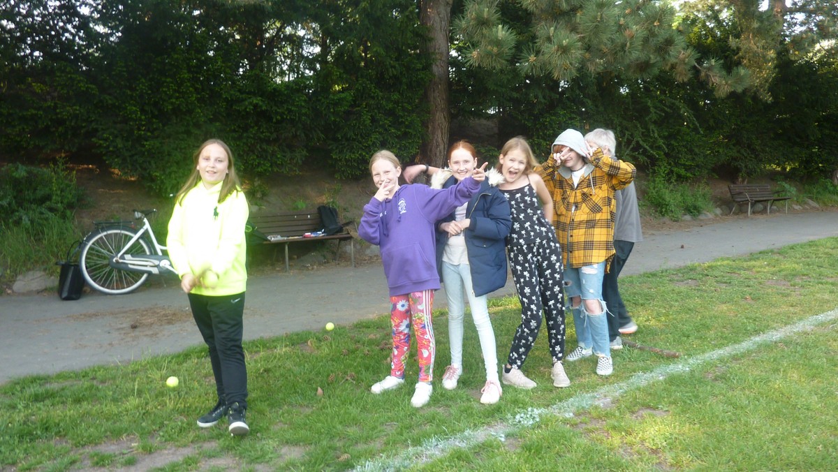 YA-Pigeklub - AFLYST indtil videre