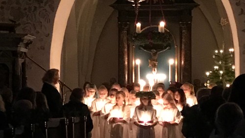 Gudstjeneste og Lucia