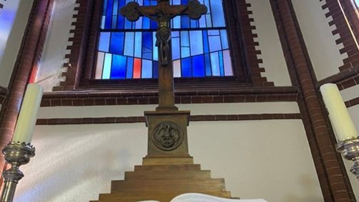 Moderner Gottesdienst mit Anmeldung und Livestream