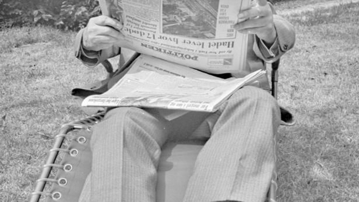 Udsat til 27/5 -Torsdagsmøde: Julius Bomholt – fra ide til handling Ved Jørn Henrik Petersen, professor – SDU, Odense
