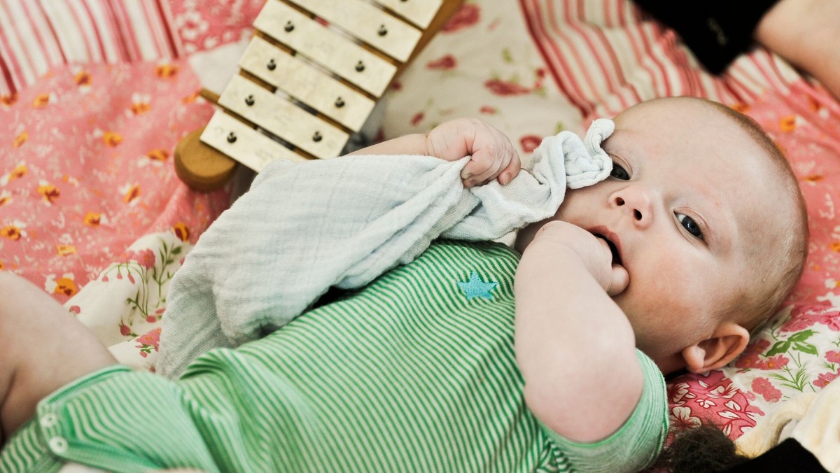 AFLYST: Babysalmesang med tilmelding