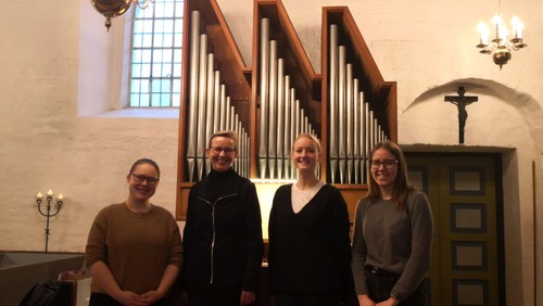 Optakt til påskeugen med Hellevad-Ørum Kirkekor i Hellevad Kirke