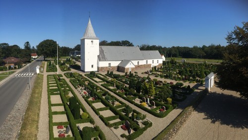 Gudstjeneste i Aal kirke kl. 10.30*