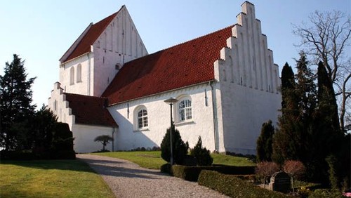 Højmesse, Syv kirke streames live på facebook kl. 10.30
