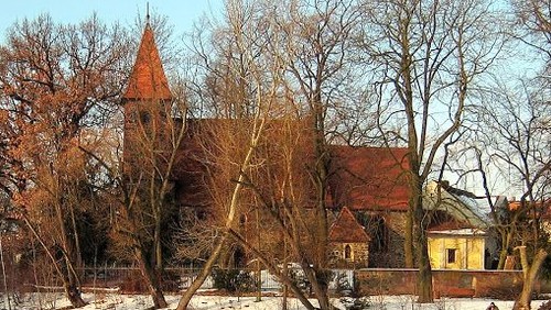 Gemeinsamer Gottesdienst in der Dorfkirche Britz