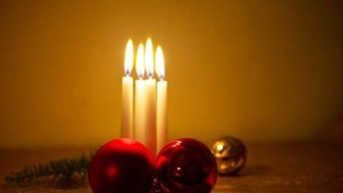 Advent i KirkeCaféen – Julesang og café